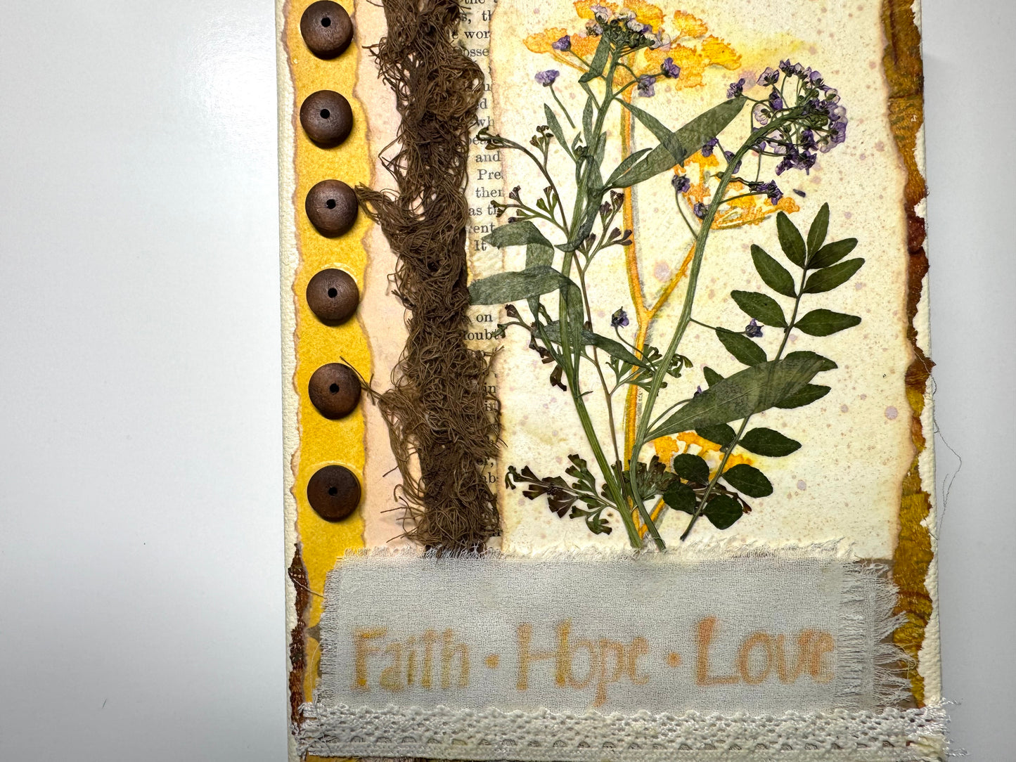 Dried Flower Art decoration Shelf sitter 5x7"