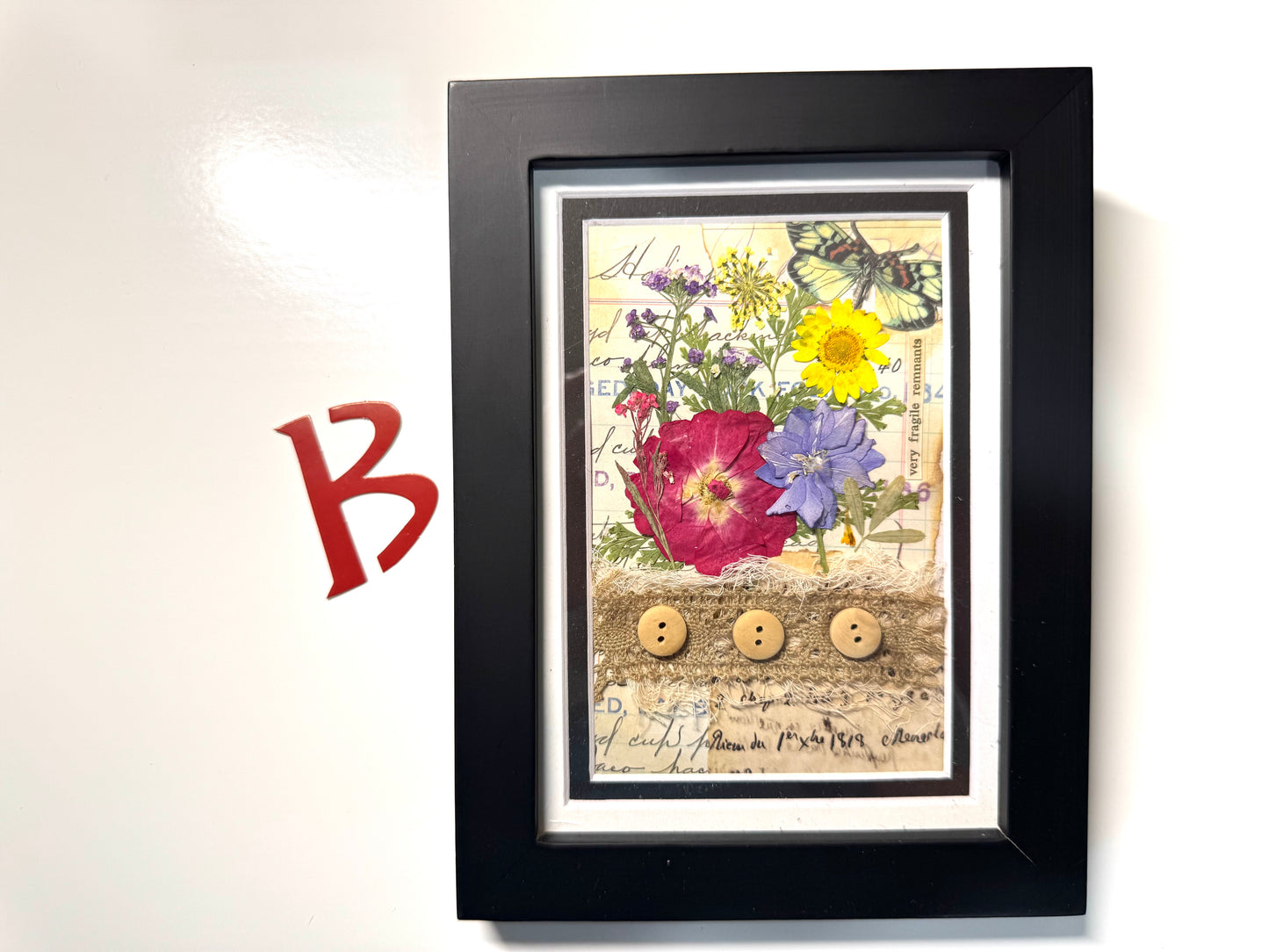 Framed Dried Flower Art decoration Shelf sitter 5x7" holiday gift