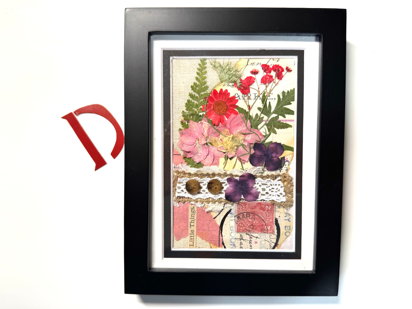 Framed Dried Flower Art decoration Shelf sitter 5x7" holiday gift