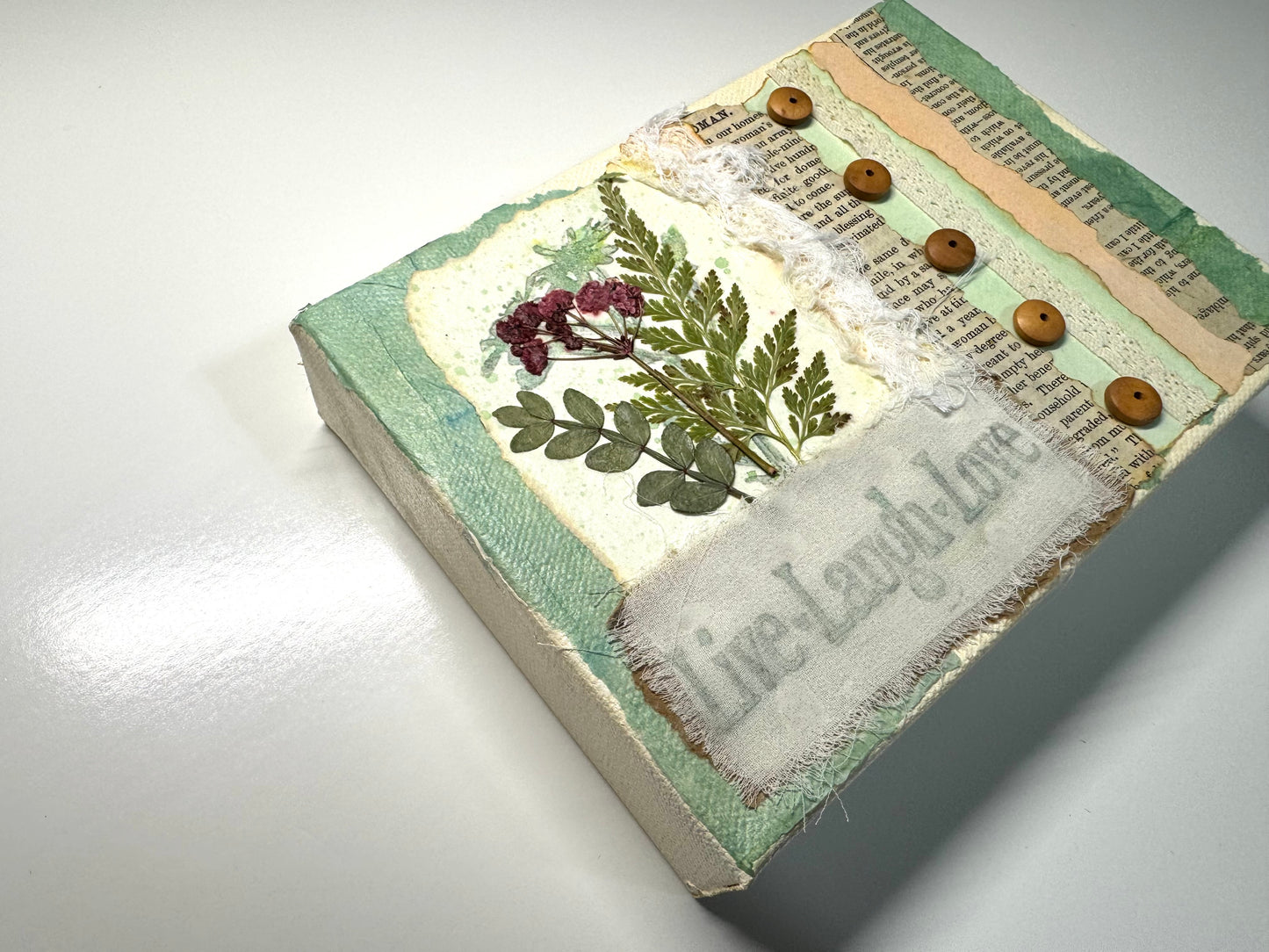 Dried Flower Art decoration Shelf sitter 5x7"
